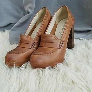 Boutique 9 Tan Pumps